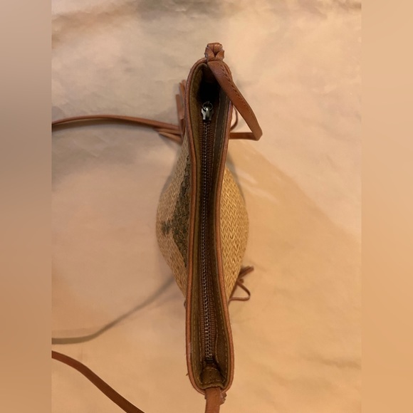 Lilla Lane by Thora Moss Rattan Cross Body Bag - Picture 3 of 4